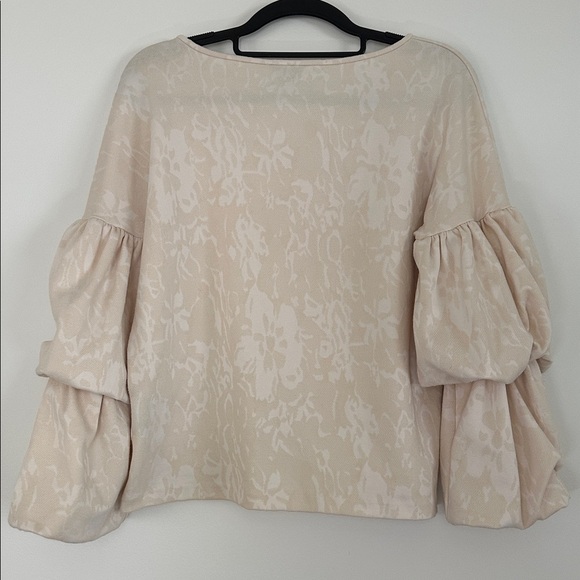 Club Monaco Jaquard Floral Printed Blouse - Picture 5 of 8